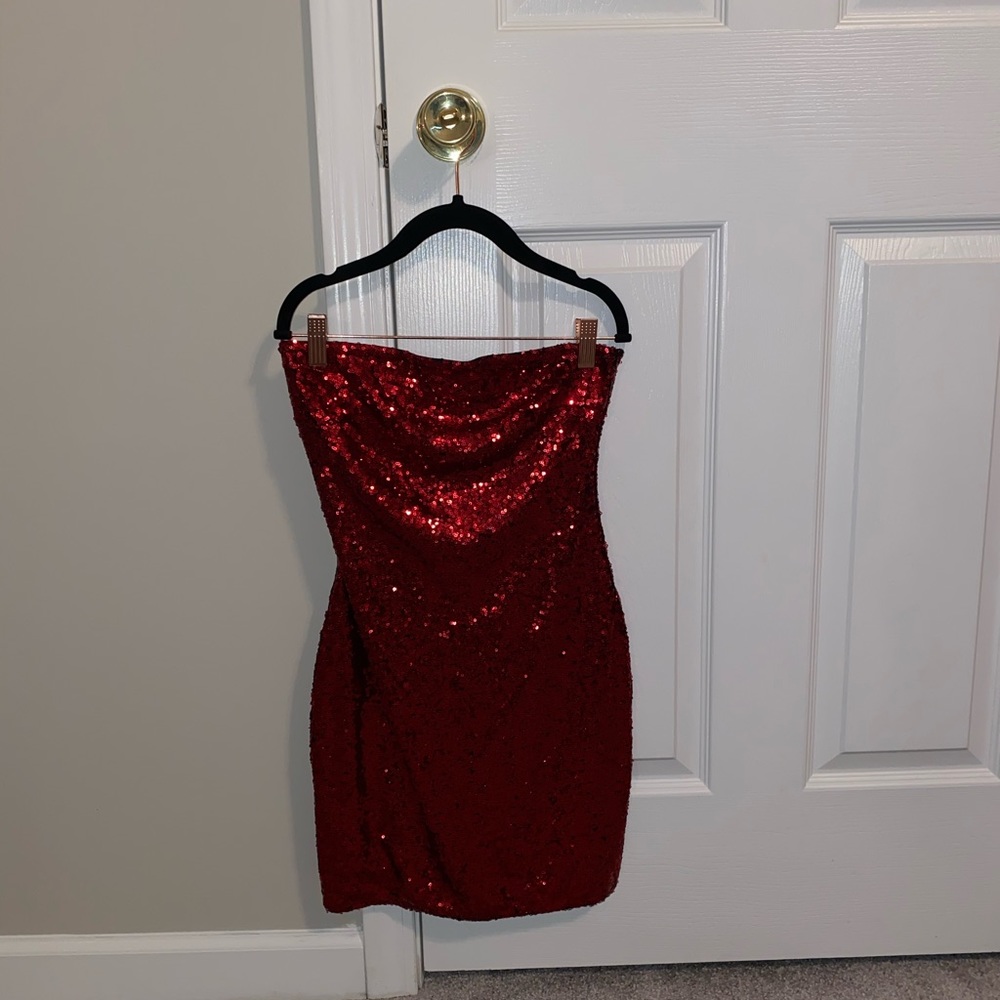 red sequin fashion nova body con dress